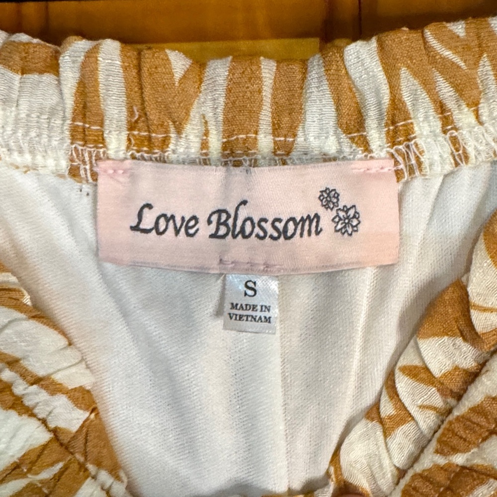 Love Blossom Floral Leaf Print Dress - Picture 3 of 11